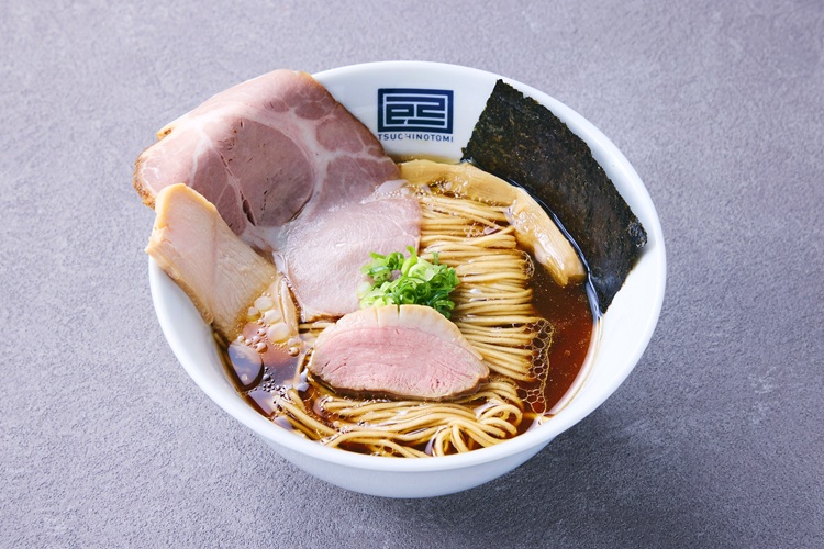 鴨✖︎鶏✖︎豚 淡麗醤油らーめん