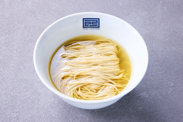 鴨✖︎鶏✖︎豚 かけらーめん(淡麗塩)