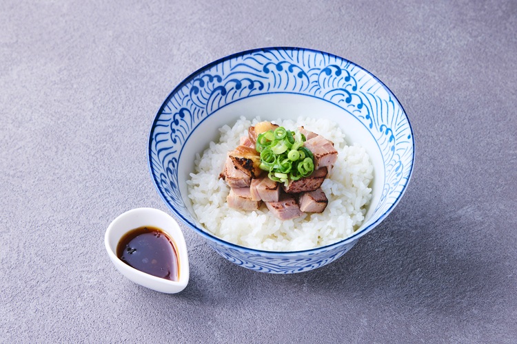 炙りコロチャーシュー丼