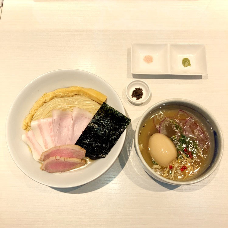 鴨×鶏出汁 特製つけ麺（醤油 or ポルチーニ香る塩）