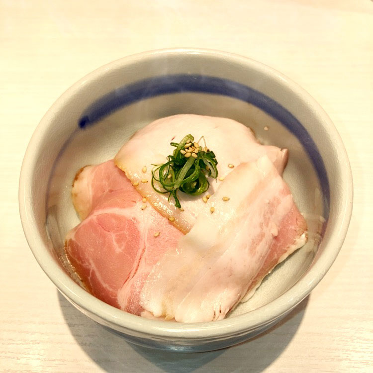 3種のレアチャーシュー丼
