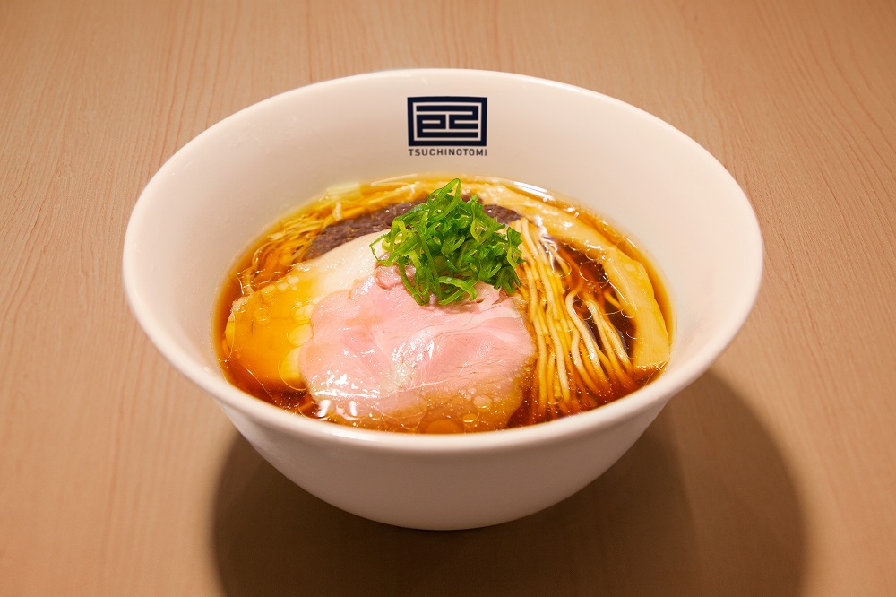 淡麗醤油らーめん